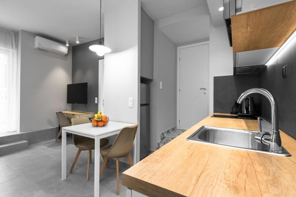 Apartament Big Apple And Apartments, Nilie Hospitality Mgmt